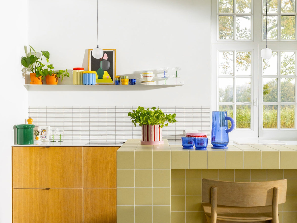 Cocinas Coloridas: Cómo Integrar el Amarillo y los Tonos Audaces en tu Diseño - The Cool Republic