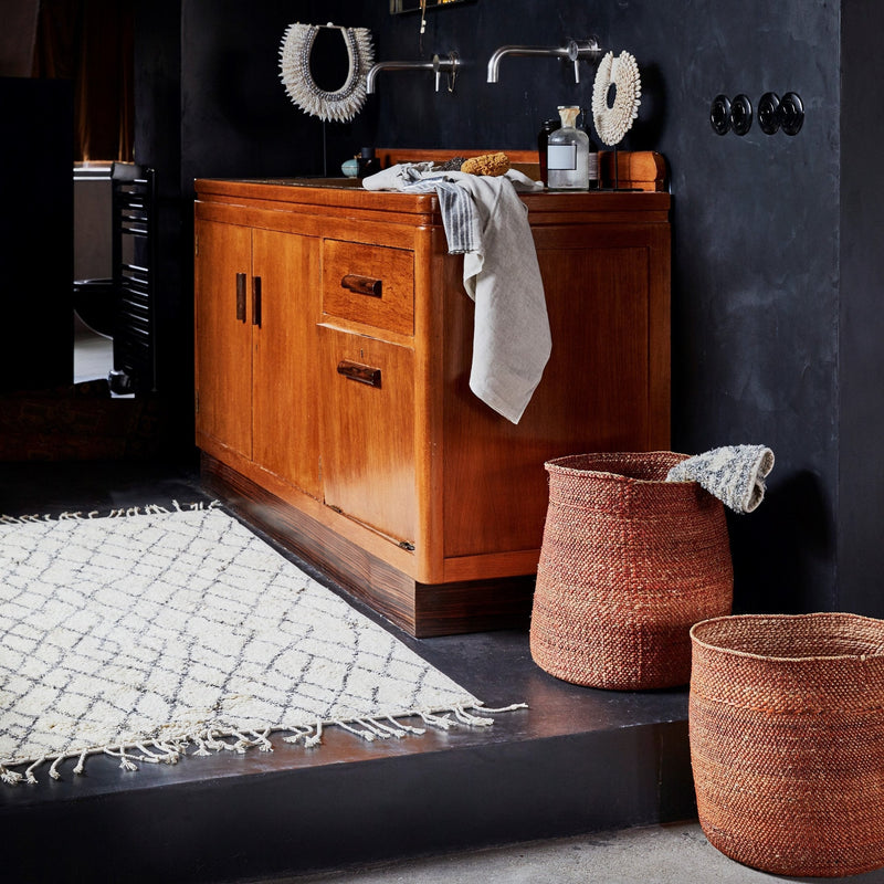 Embellissez votre salle de bain avec les tapis de bain HK Living - The Cool Republic