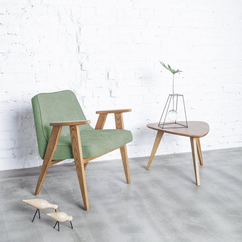 Le respect de l’environnement et un travail du bois remarquable est la fondation sur lesquels reposent les fauteuils 366 - The Cool Republic