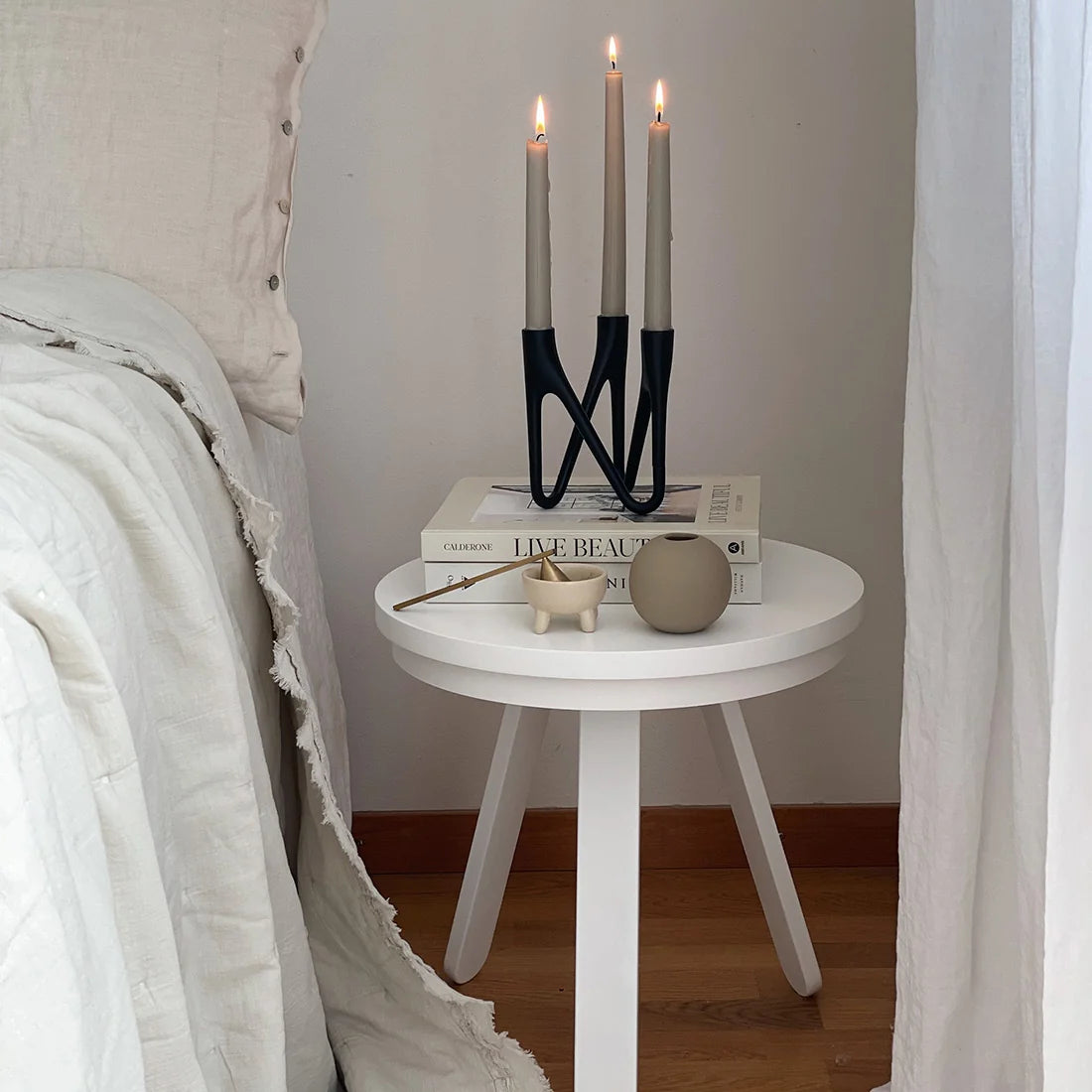 Side table white 42 cm Batea - Woodendot