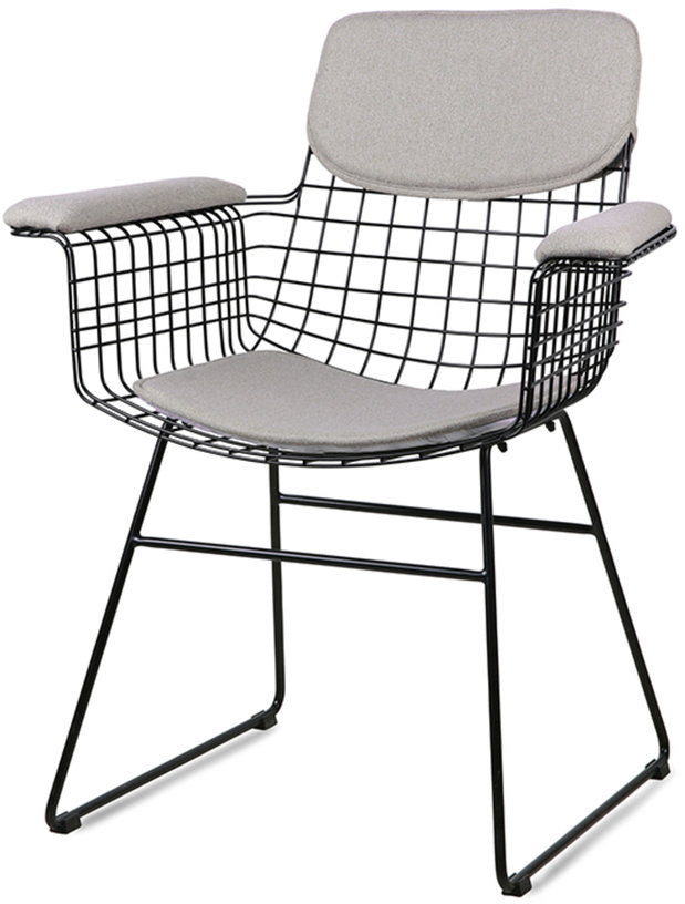 coussins-gris-clairs-pour-chaise-avec-accoudoirs-wire-hkliving-2