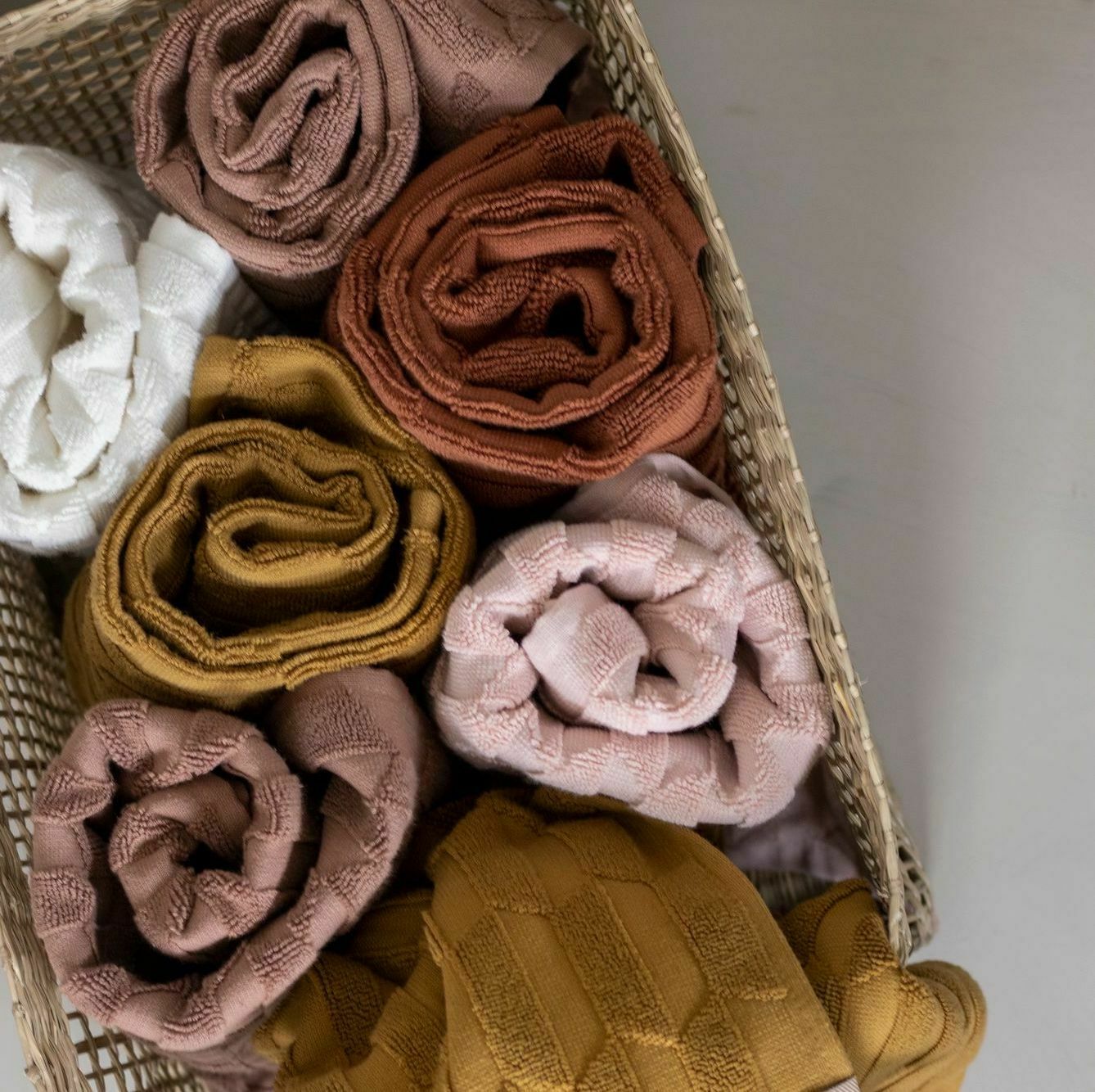 2 Serviettes de toilette curry 35 x 55 cm Geo - Mette Ditmer — 180867.jpg