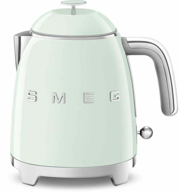 mini-bouilloire-double-paroi-vert-d-eau-0-8-l-annees-50-smeg-1