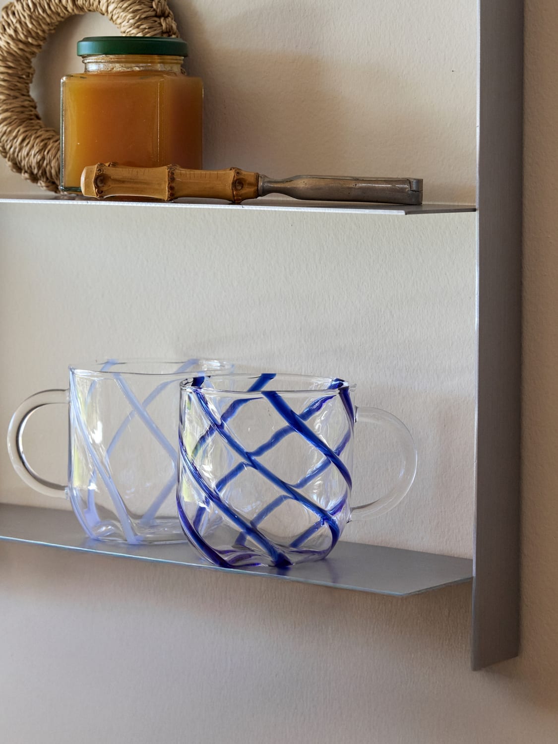 2 Mugs en verre bleu 9x13xh10cm450ml Kiosk - Hübsch — vue 3