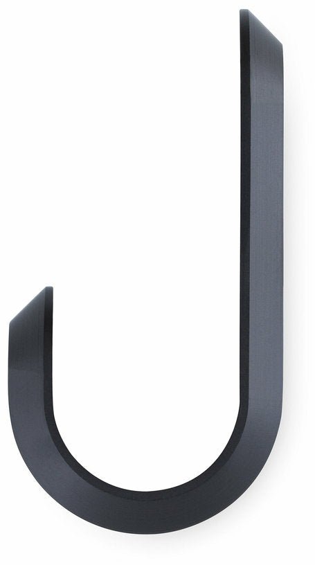 2 patères en aluminium noir Curve Matt noir - Normann Copenhagen - The Cool Republic
