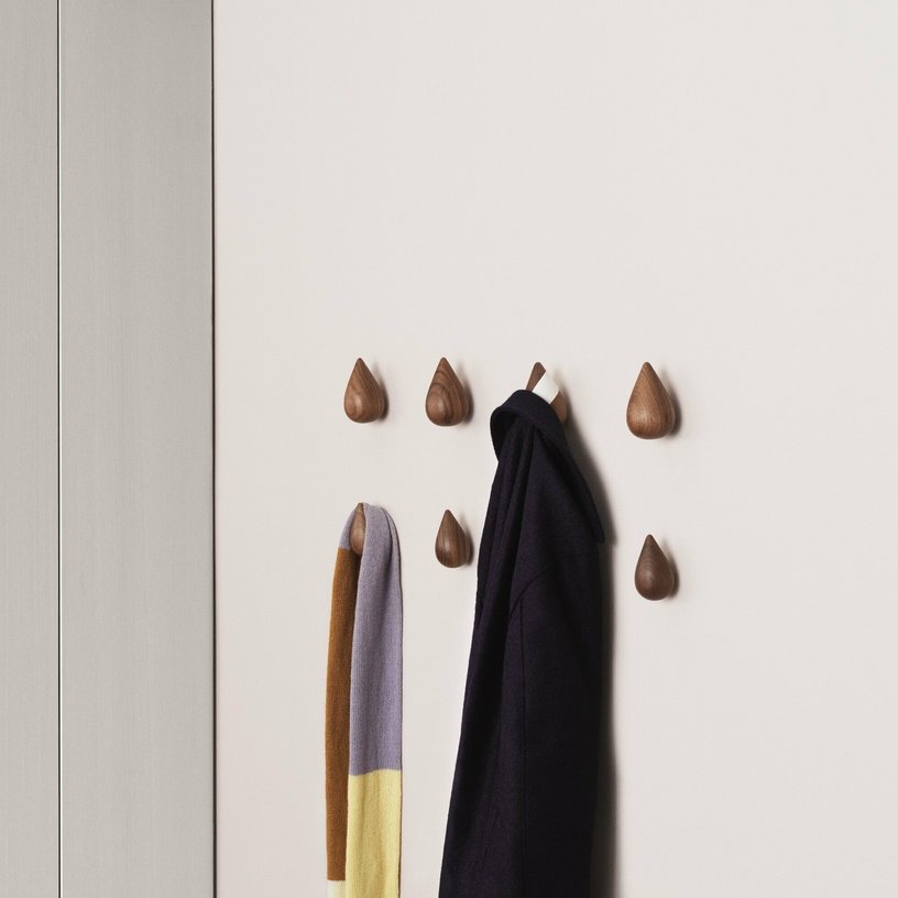 2 Patères en bois noires S Dropit noir - Normann Copenhagen - The Cool Republic
