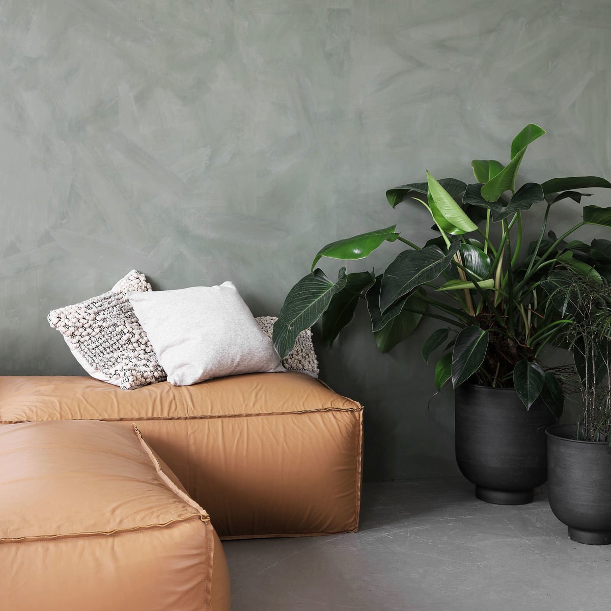 2 Pots de fleurs gris foncé Vig - House Doctor - The Cool Republic