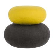 2 Poufs en laine vert-jaune et anthracite Kata et Kuno - myfelt - The Cool Republic