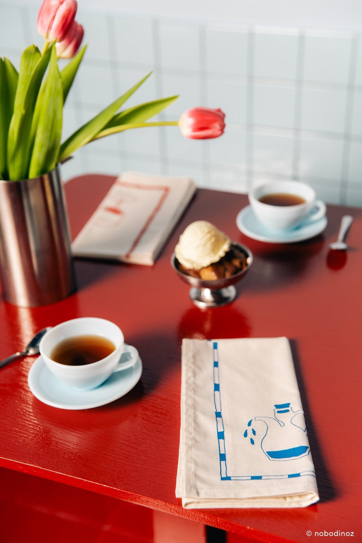 2 serviettes de table en popeline de coton bio bleu 45 x 45 cm - Nobodinoz - The Cool Republic