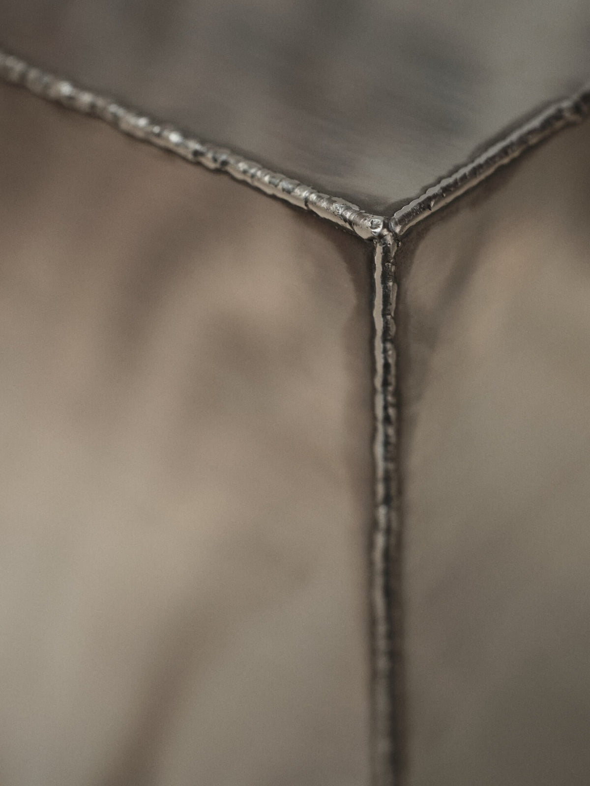 2 Tables basses en acier inoxydable brossé 91 x 61,5 x 35 cm Ferra - Ferm Living - The Cool Republic