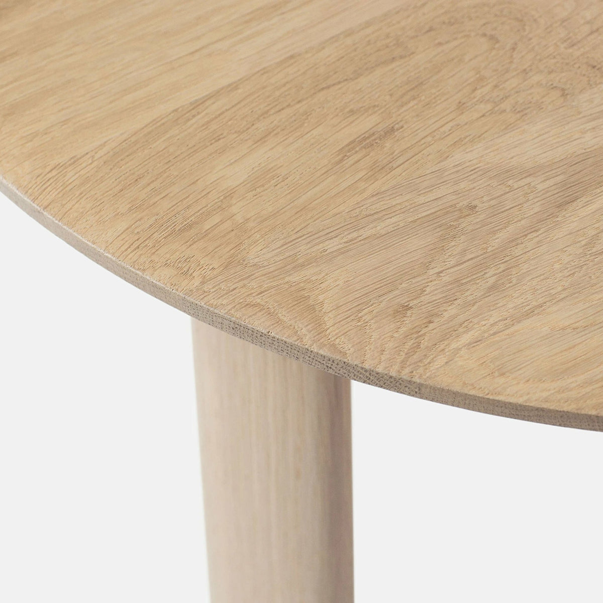 2 tables basses en chêne 60 et 70 cm Alle - Hem - The Cool Republic
