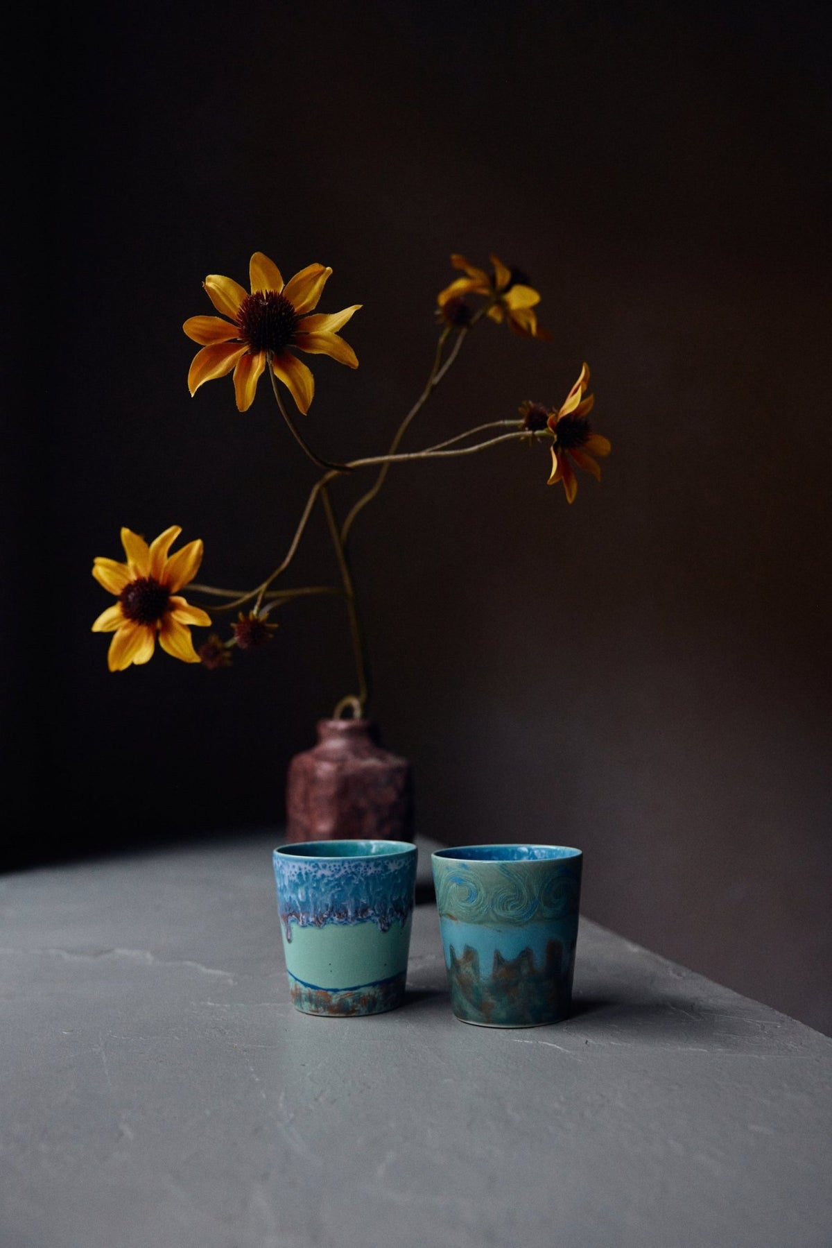 2 Tasses à café en grès bleu Van Gogh 7,5x8cm 230ml Vaisselle 70s - HKLiving - The Cool Republic
