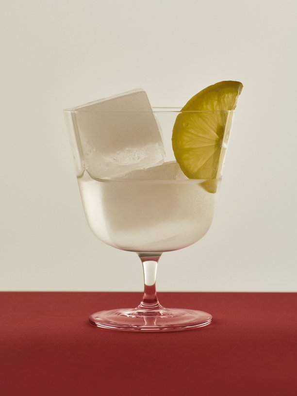 2 Verres à pied courbé transparent - HAY - The Cool Republic