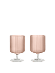 2 Verres à vin en verre soufflé recyclé transparent rose 7,5 x 12,5 cm Ripple - Ferm Living - The Cool Republic
