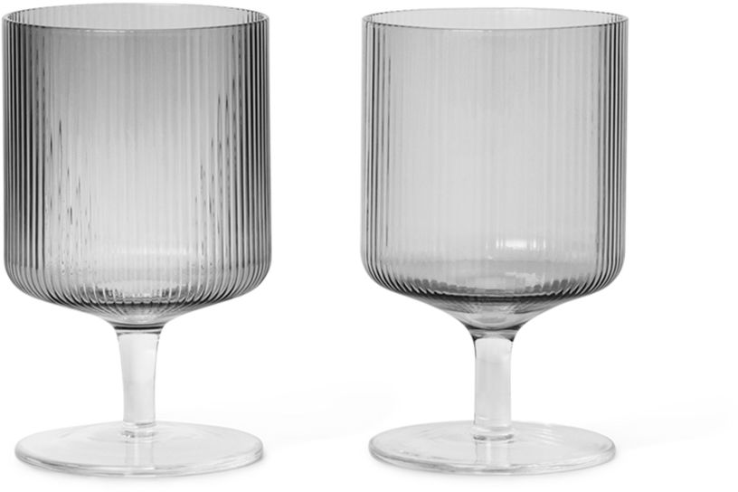 2 Verres à vin fumés Ripple - Ferm Living - The Cool Republic
