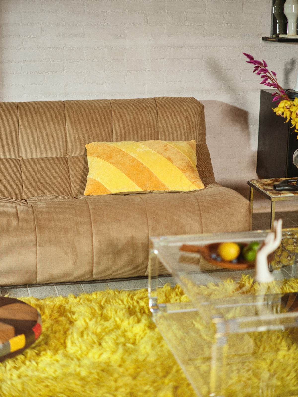 Coussin en velours rayé April (60X40cm) - HKLIVING