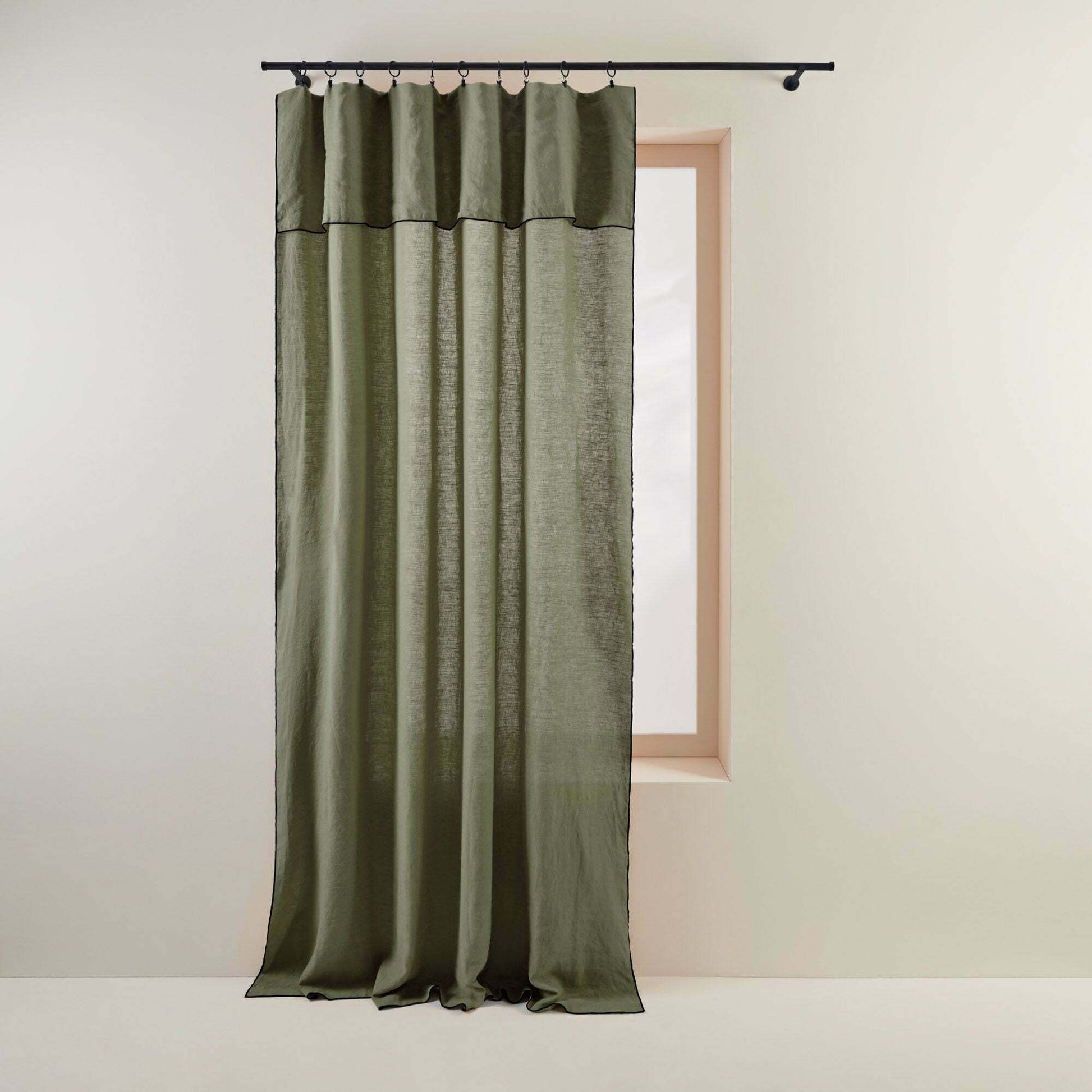 Panneau Carlina Kaki Et Bourdon Noir - Madura — 212196.jpg