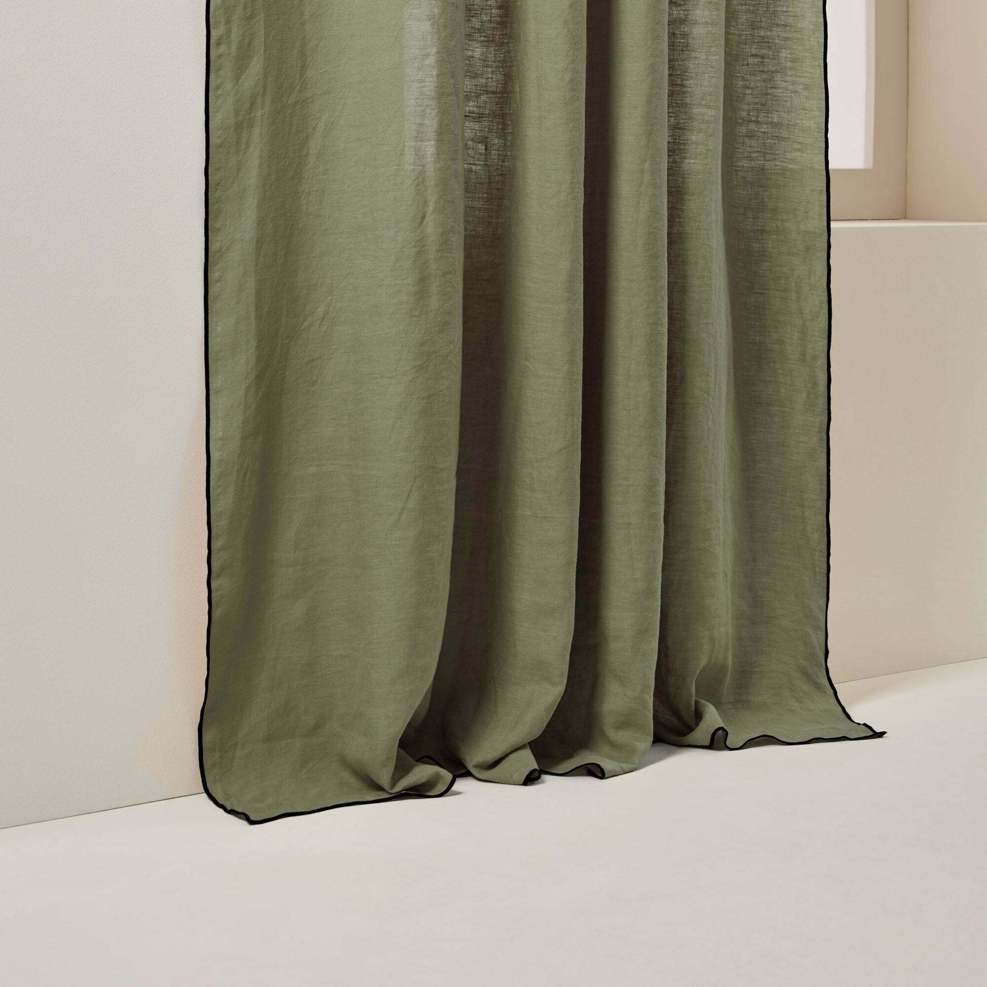Panneau Carlina Kaki Et Bourdon Noir - Madura — 212198.jpg