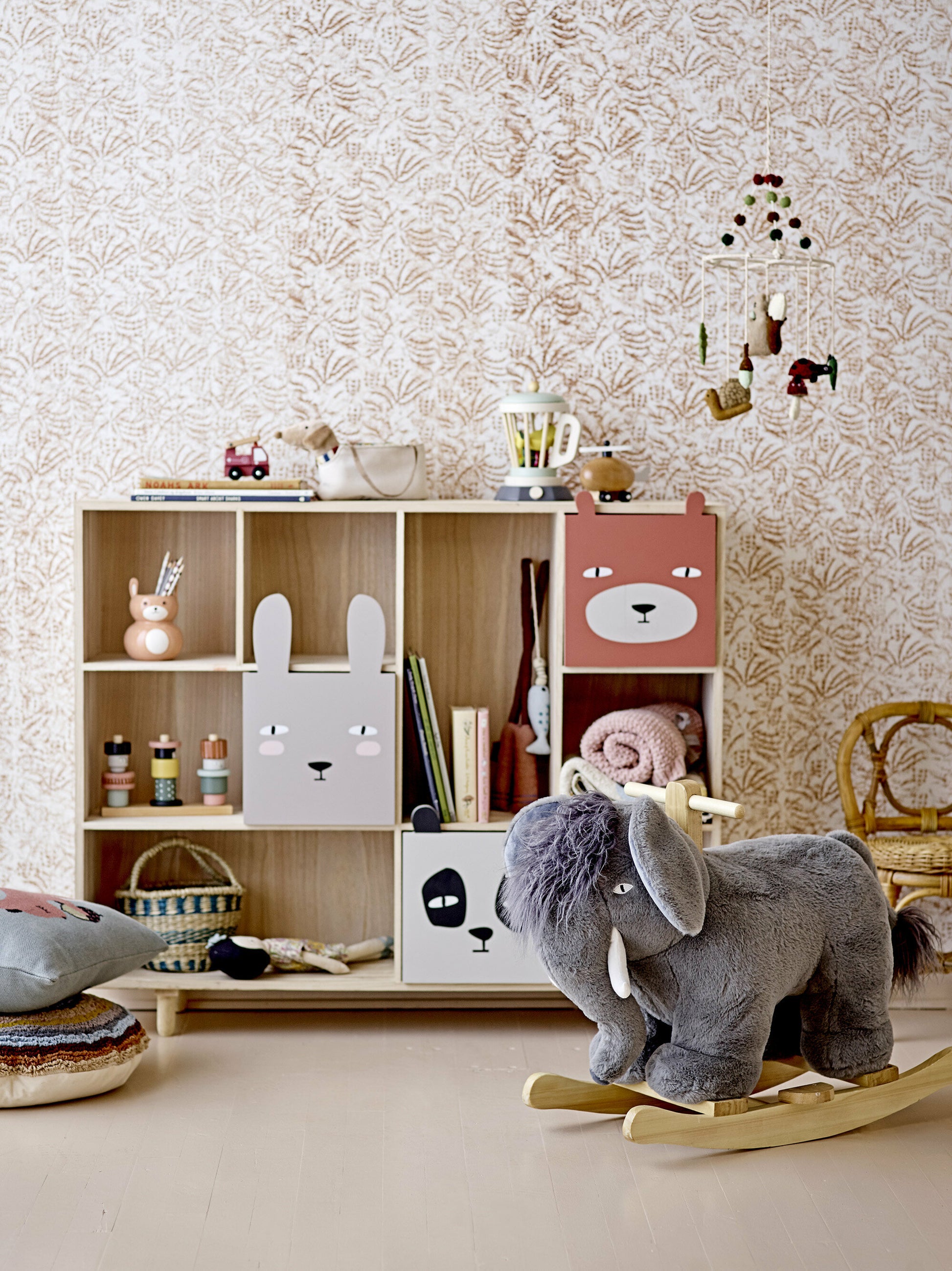 Bibliothèque pour enfant en bois Calle - Bloomingville mini — 221701.jpg