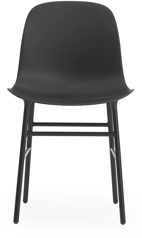 chaise-en-acier-et-pp-noir-form-normann-copenhagen-2