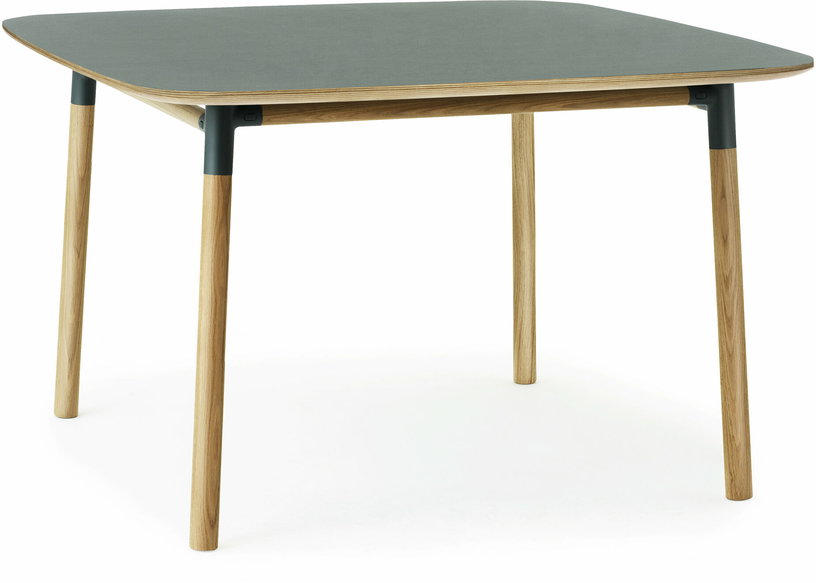 table-a-manger-carree-en-chene-et-lino-vert-120-x-120-cm-form-normann-copenhagen-1