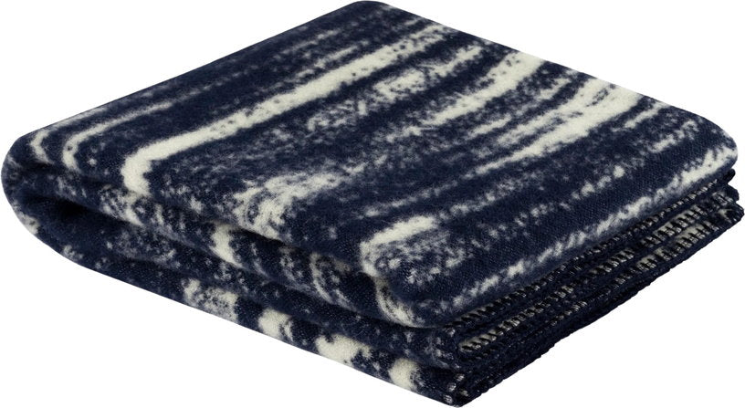 plaid-en-laine-bleu-glitch-throw-hem-1