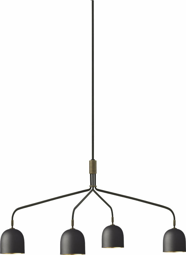 lustre-a-4-bras-longs-noir-howard-chandelier-gubi-1
