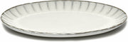 assiette-en-gres-ovale-blanche-25-cm-inku-serax-1