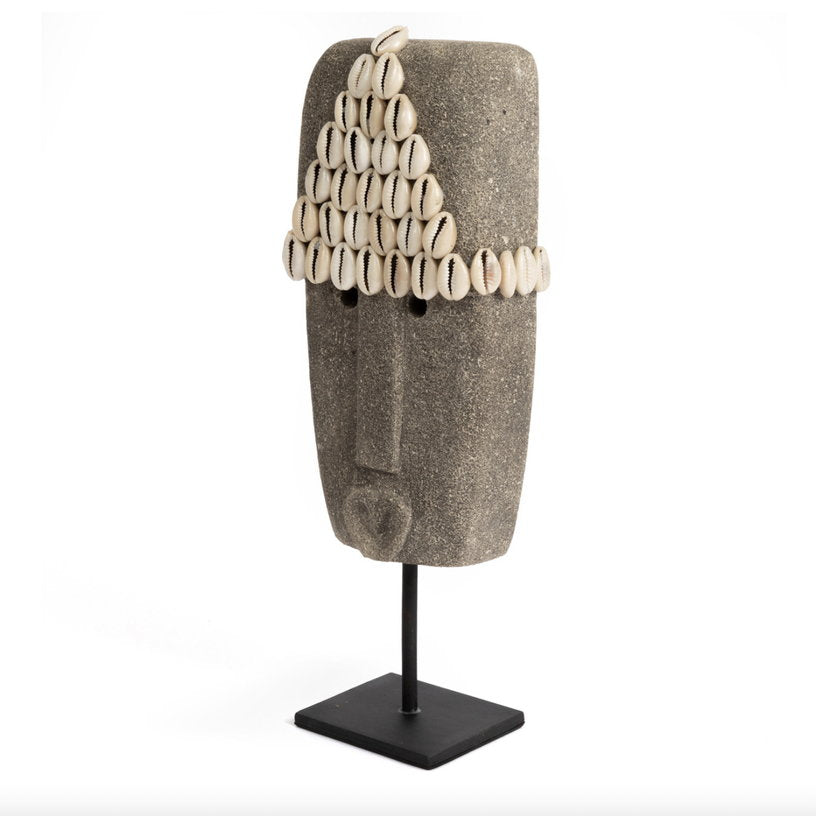 pierre-de-sumba-sur-pied-32-bazar-bizar-2