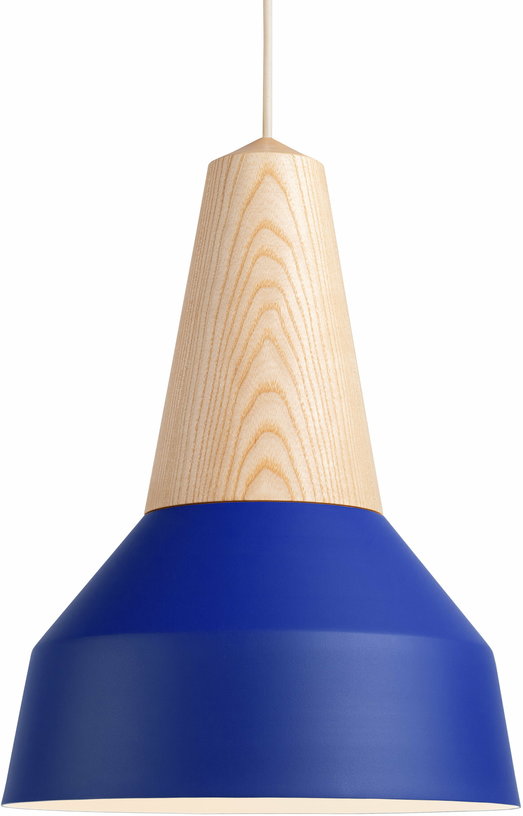 suspension-en-bois-de-frene-bleu-eikon-basic-schneid-studio-1