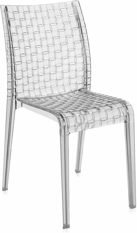chaise-transparente-empilable-ami-ami-kartell-2