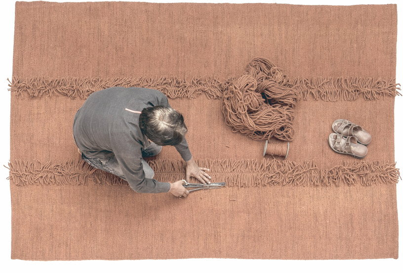 tapis-dhurrie-en-laine-rouge-brique-200x300-cm-mia-nanimarquina-2