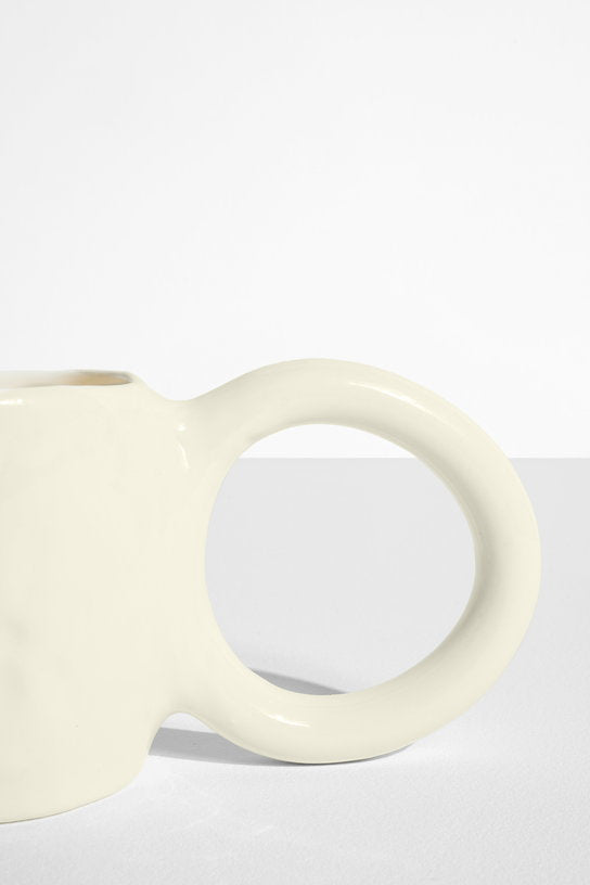 mug-en-faience-vanille-12-cm-donut-petite-friture-4