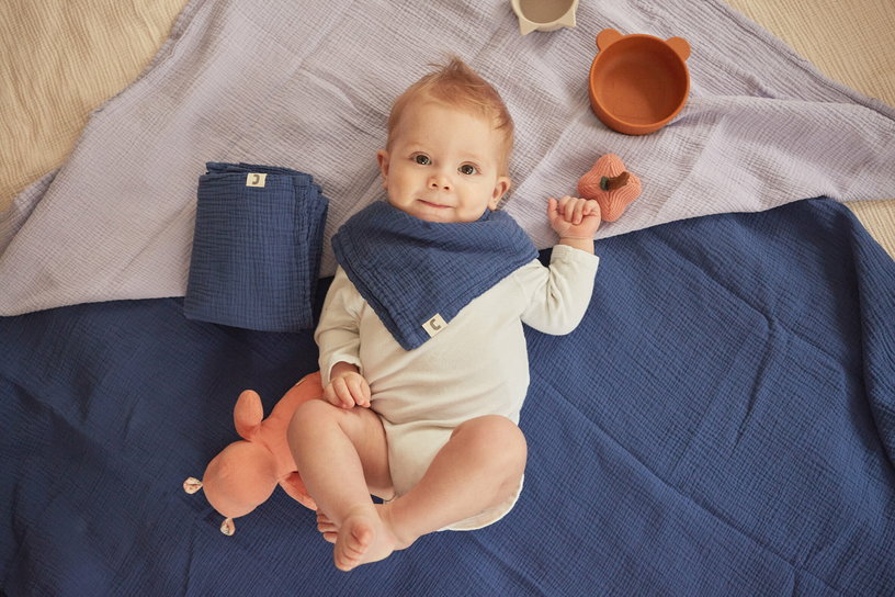 2-langes-en-gaze-de-coton-60-x-60-cm-lavande-les-petits-the-cool-republic-2