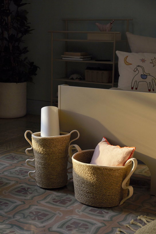 2-paniers-de-rangement-blanc-31-x-36-cm-verso-ferm-living-3