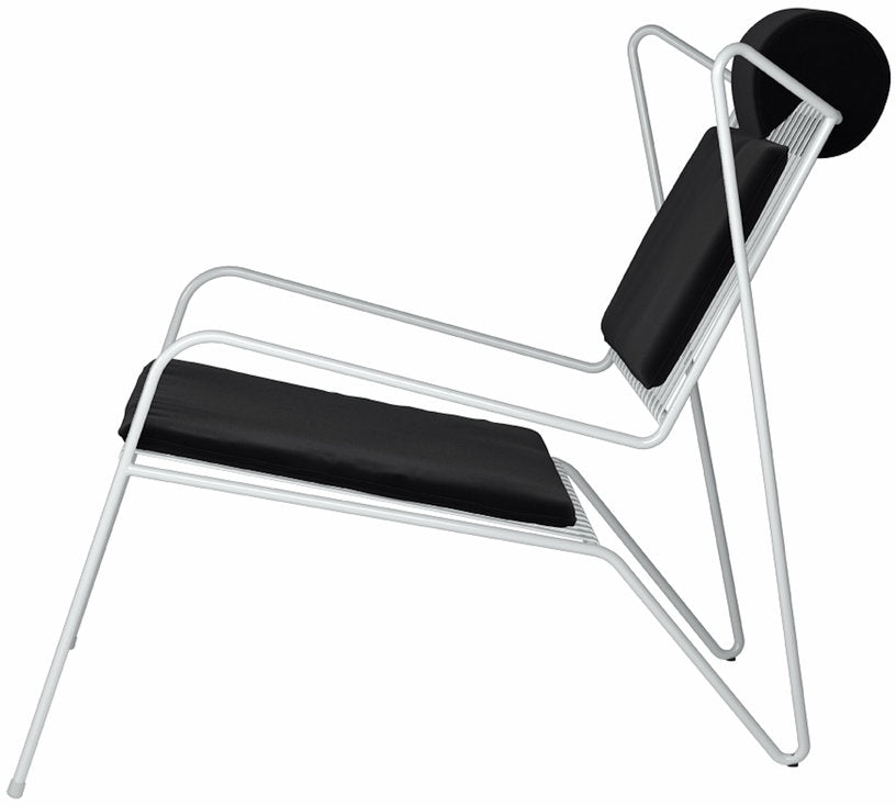 chaise-lounge-en-acier-blanc-et-coussins-noirs-capri-easy-cools-collection-2