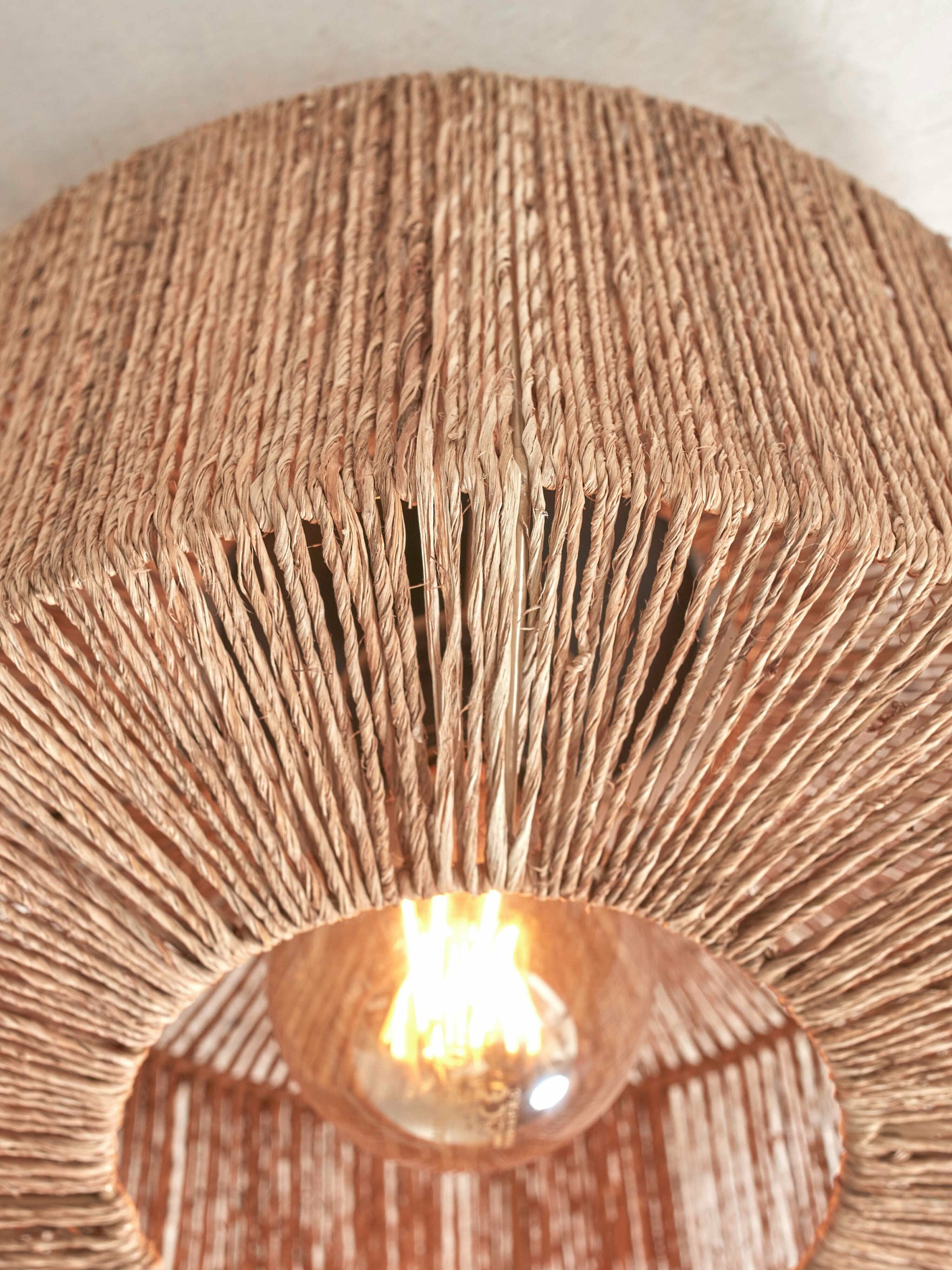 Plafonnier en bambou naturel 30x16 cm Iguazu - Good & Mojo — 293365.jpg
