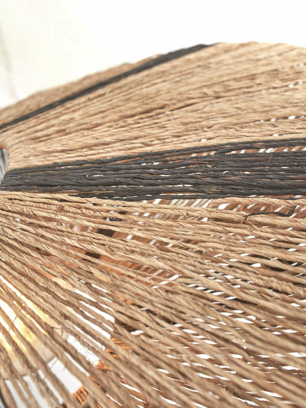 plafonnier-en-bambou-noir-et-naturel-55x14-cm-iguazu-good-mojo-5