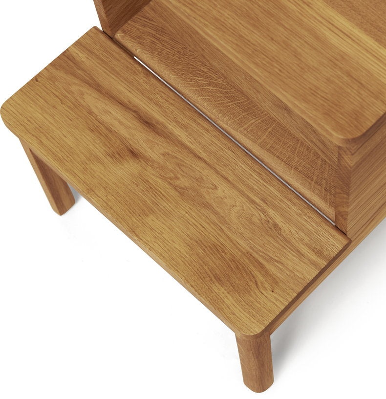 tabouret-en-chene-massif-naturel-45-cm-a-line-form-refine-5