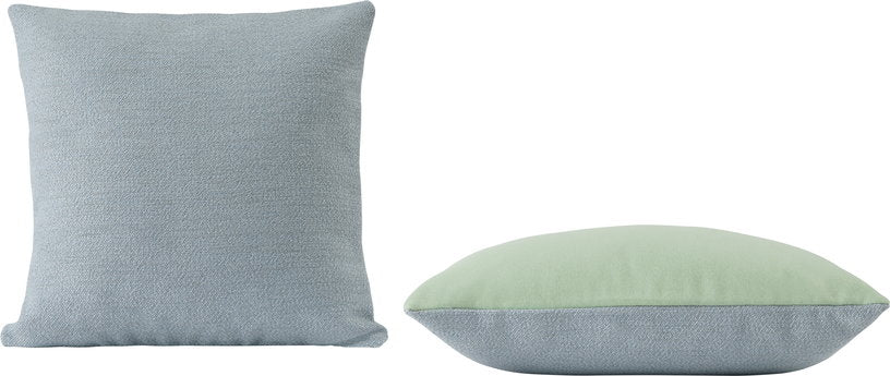 coussin-a-double-face-bleu-clair-et-vert-45-x-45-cm-mingle-muuto-2