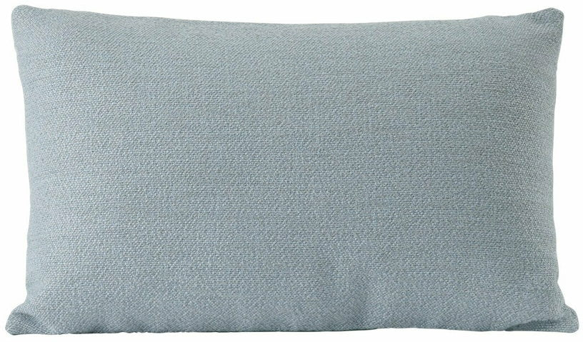 coussin-a-double-face-marron-et-bleu-clair-35-x-55-cm-mingle-muuto-2
