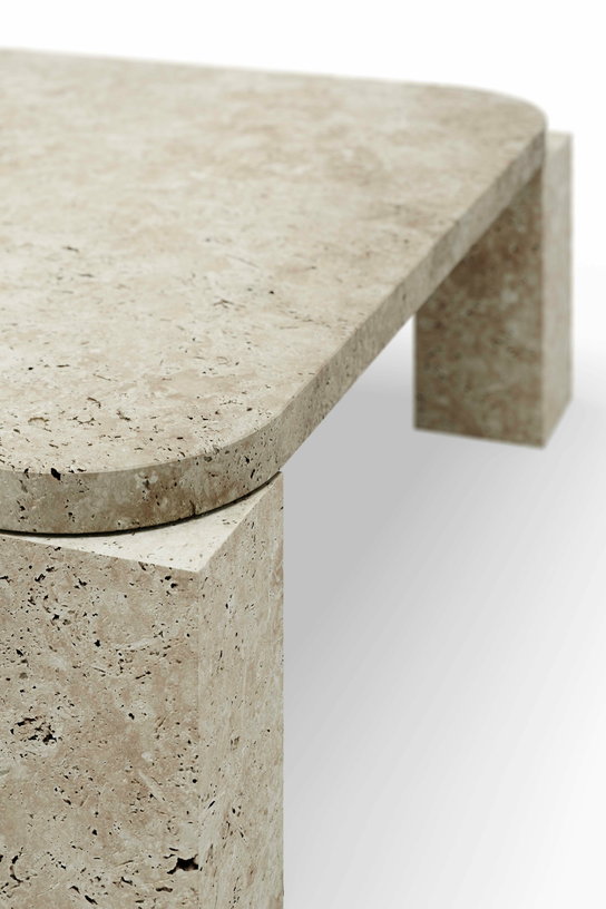 table-basse-en-travertin-82-x-82-cm-atlas-new-works-3