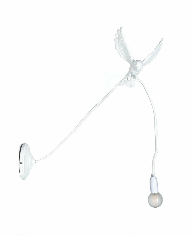 applique-murale-en-resine-blanche-landing-sparrow-seletti-2