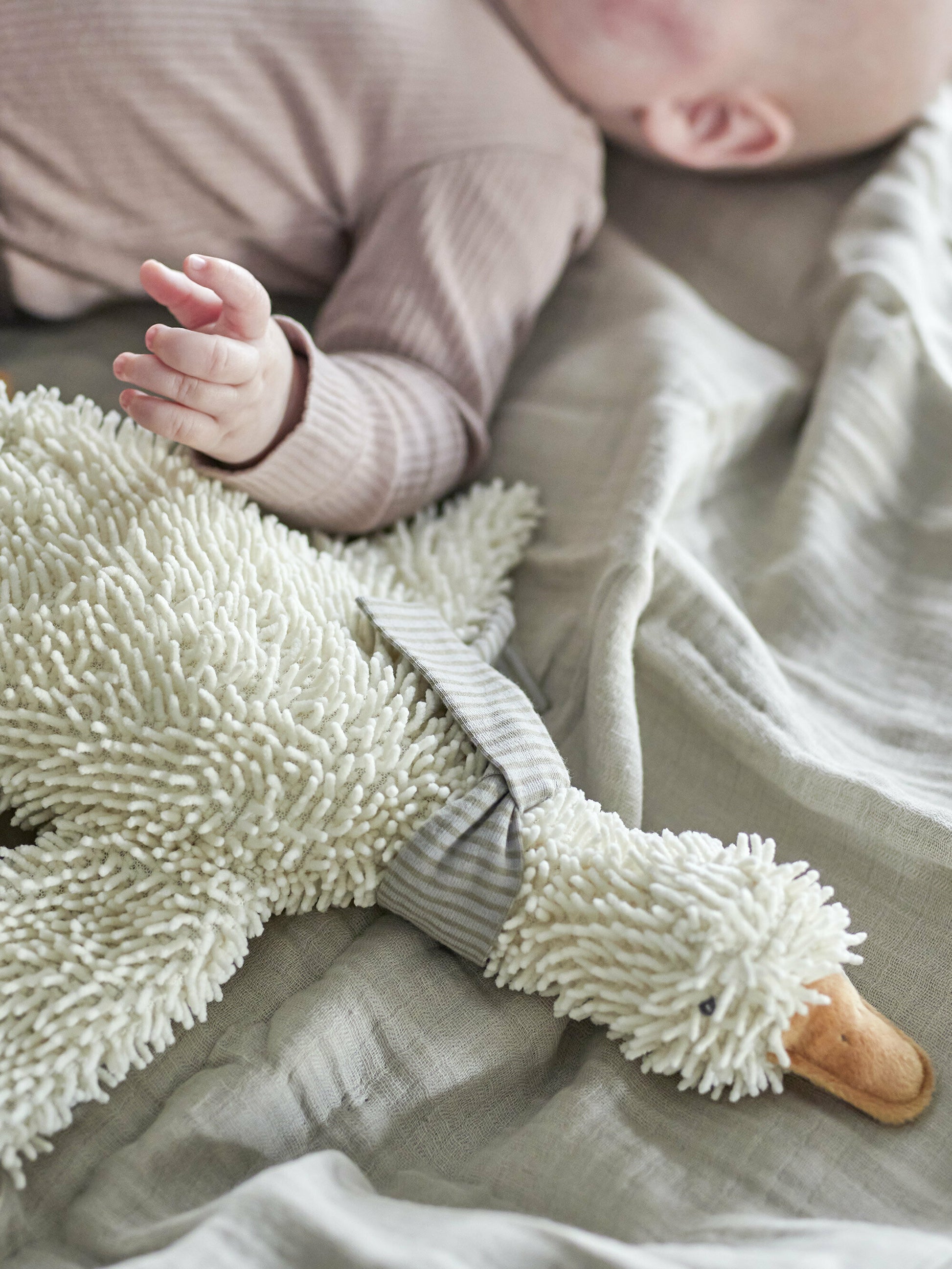 Jouet doux Gaspard Blanc Polyester - Bloomingville Mini — 297971.jpg