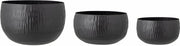 3-pots-de-fleurs-en-metal-noir-abisha-bloomingville-1