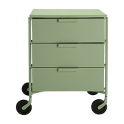 3 Caissons sur roulettes vert MOBIL MAT - Kartell - The Cool Republic