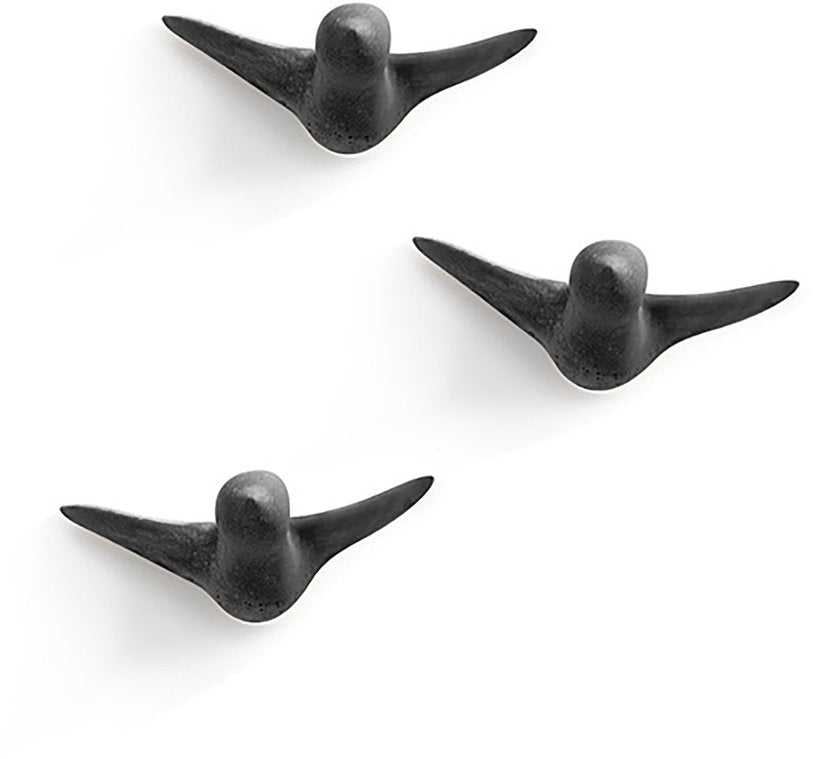 3 Patères en béton noir Oiseau - Thomas Poganitsch - The Cool Republic
