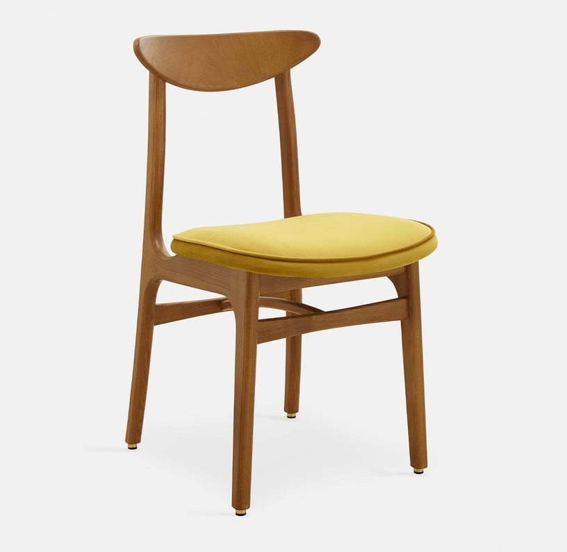 chaise-en-velours-brillant-moutarde-et-frene-fonce-52-x-45-serie-200-190-mix-366-concept-1