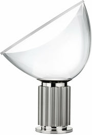 petite-lampe-de-table-design-en-metal-argente-taccia-flos-1