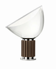 petite-lampe-de-table-design-en-metal-bronze-taccia-flos-1